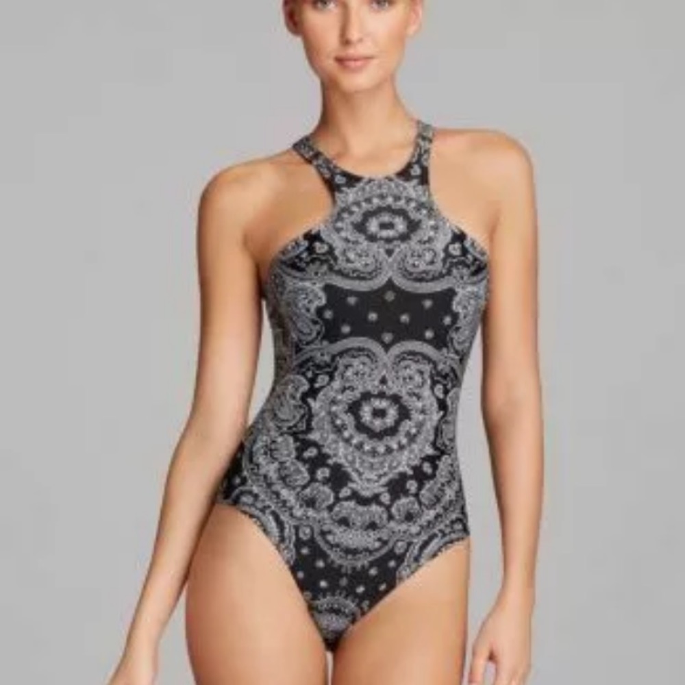 DKNY 8 Bandana Print Racer Front 1pc Swimsuit Zip